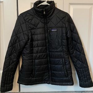 Patagonia puff jacket
